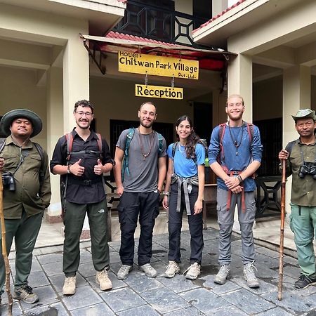Hotel Chitwan Park Village Sauraha Exterior photo